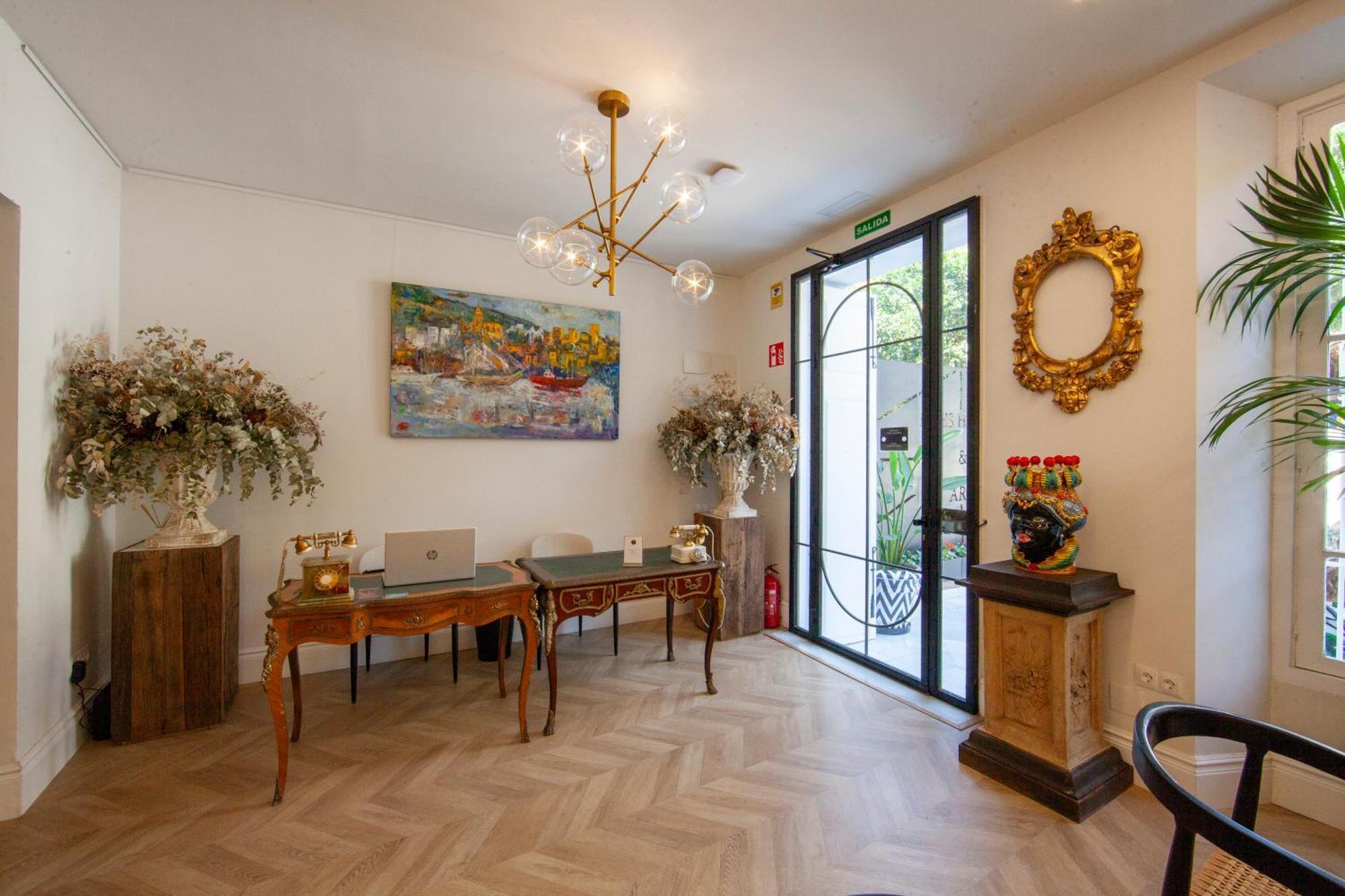 Pries Homes - Center Beach Malaga Luaran gambar