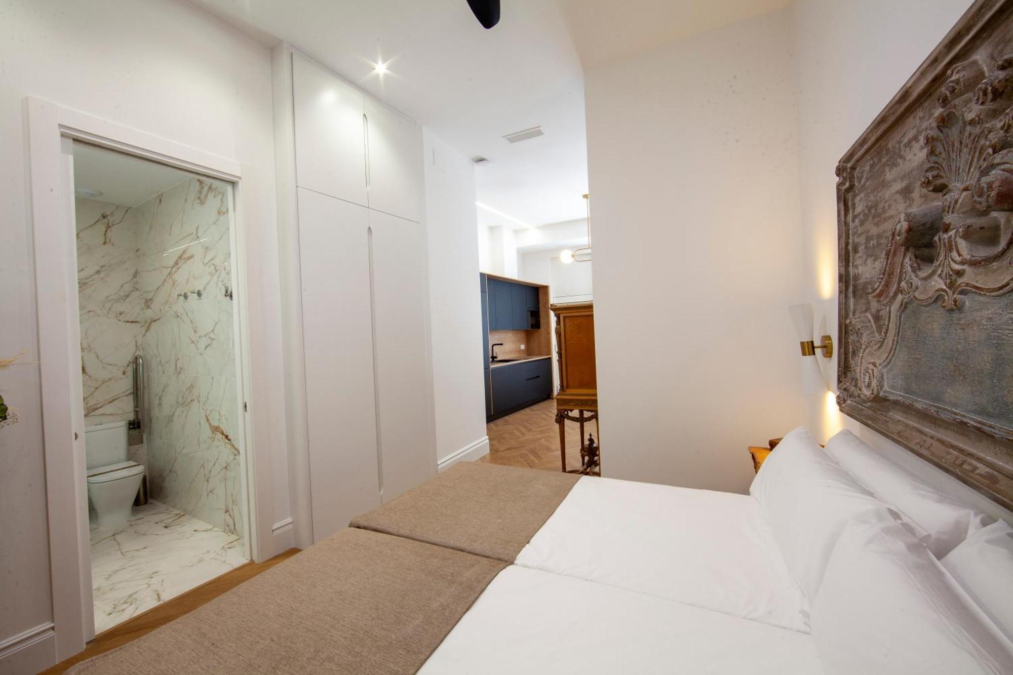 Pries Homes - Center Beach Malaga Luaran gambar